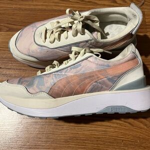 Puma Women's Pink and Blue Sneakers